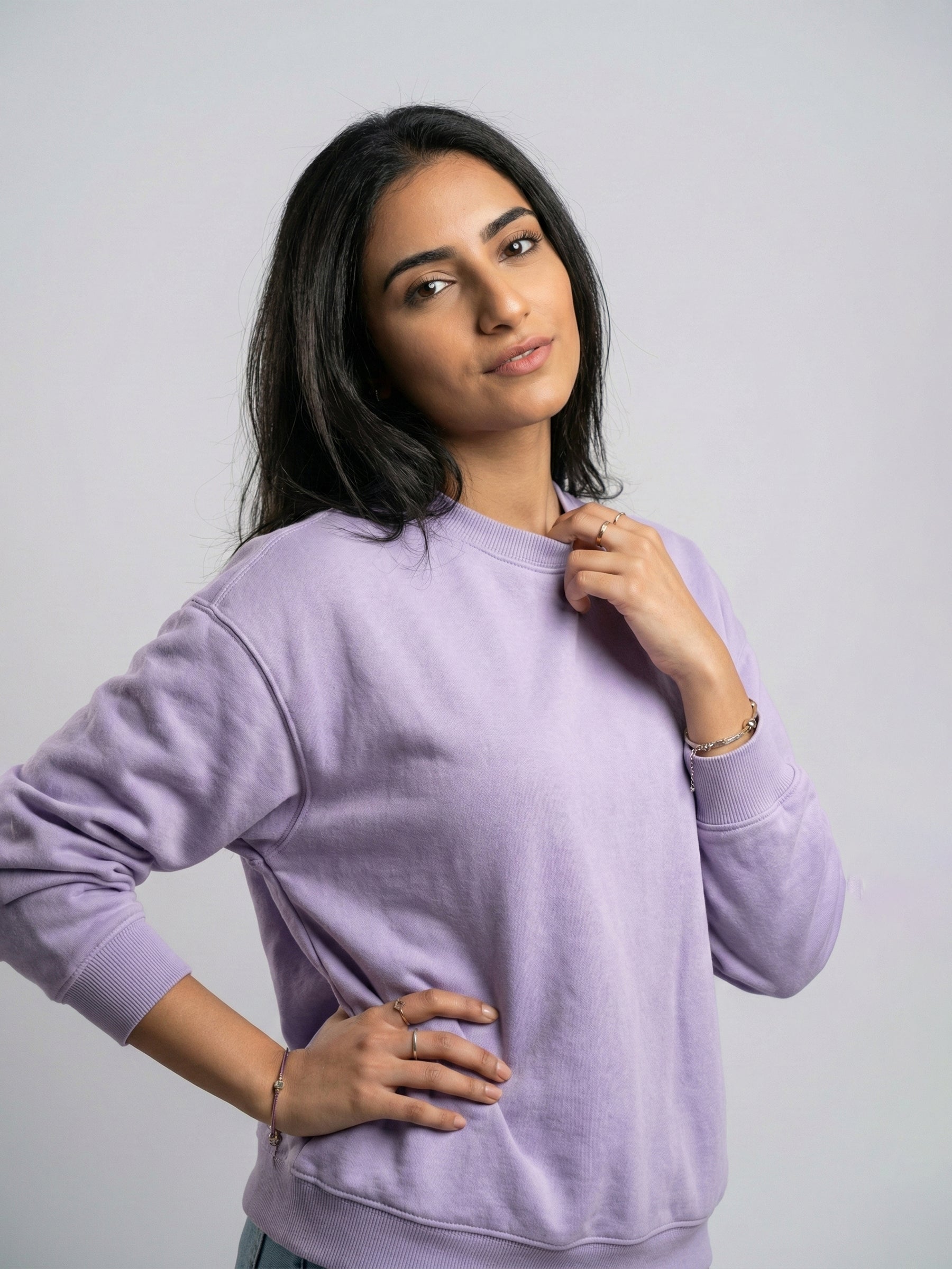 SOLID LIGHT PURPLE SWEATSHIRT