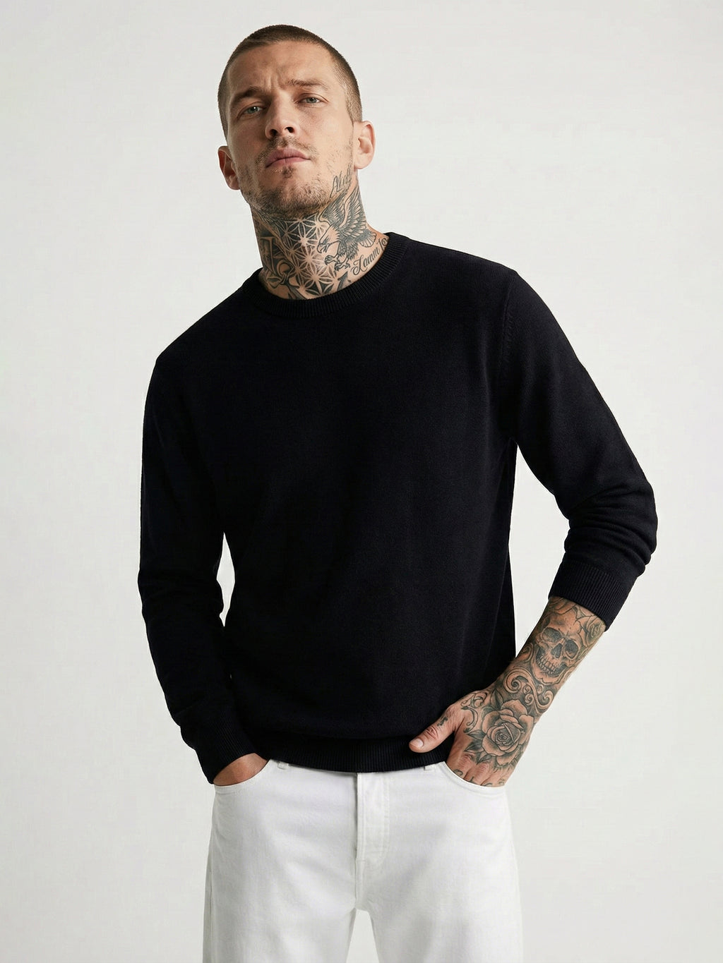 SOLID BLACK SWEATSHIRT