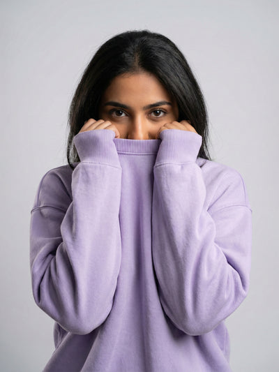 SOLID LIGHT PURPLE SWEATSHIRT