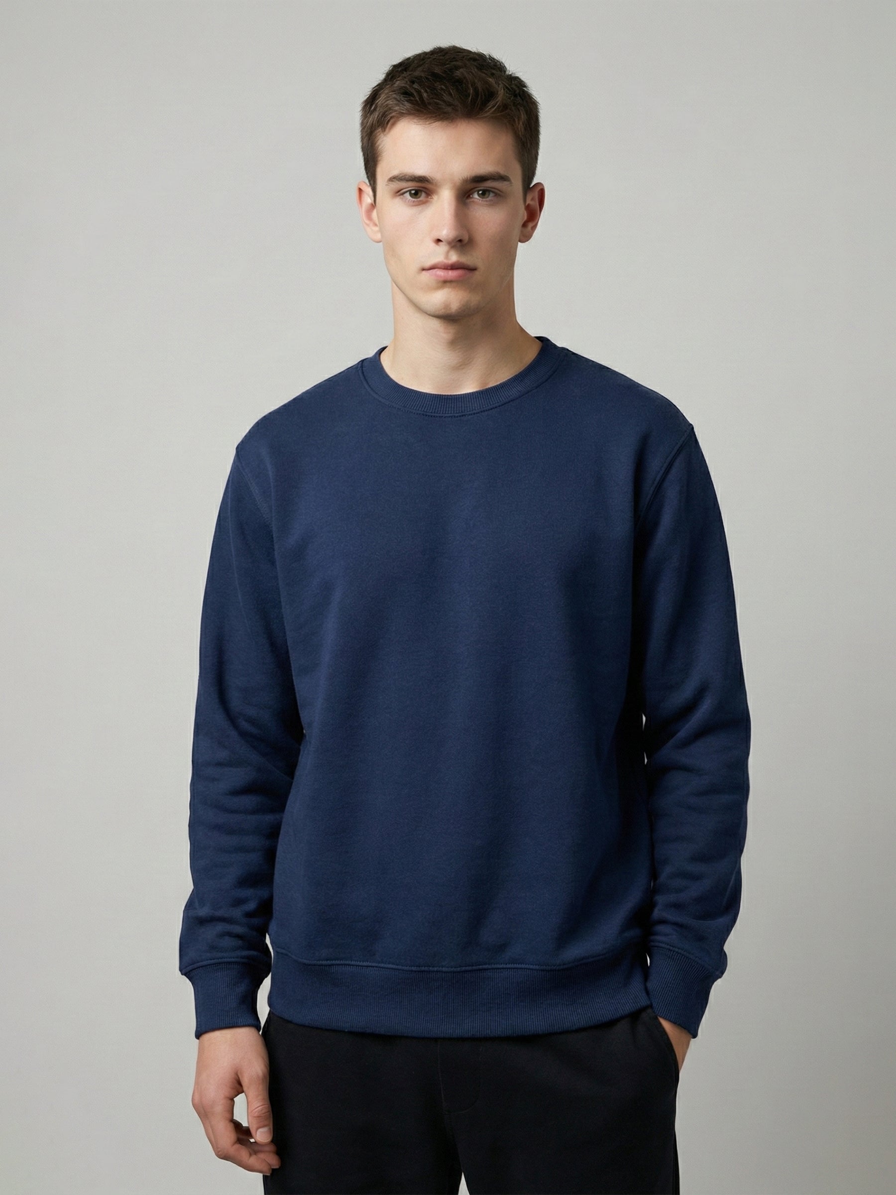 SOLID NEVY SWEATSHIRT