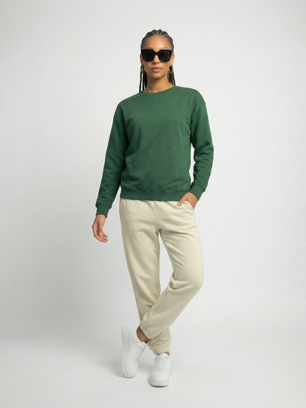 SOLID GREEN SWEATSHIRT